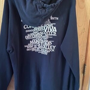 James Perse Blue Sweatshirt Graphic Design